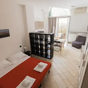 https://amalia-apartment-via-la-farina.it-tuscanyhotel.com